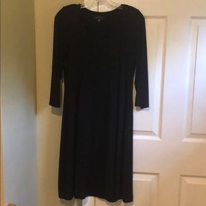 Karen Kane 3 quarter sleeve dress